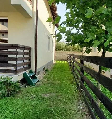 Apartament Comfort Primaverii Rîşnov Exterior foto